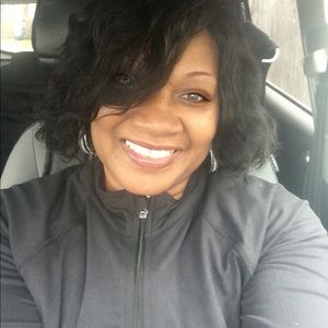 Meet your Posher, Brenda